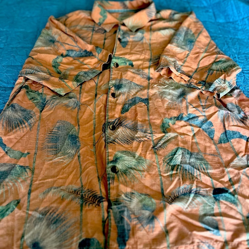 Tommy Bahama Men’s Silk Hawaiian Button Down Size 2XL